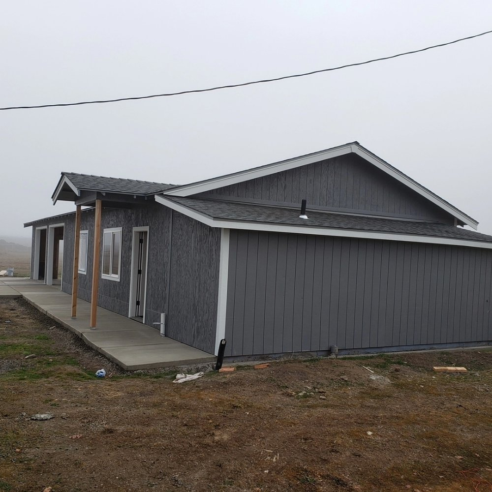Residential roof installation in Medford, OR