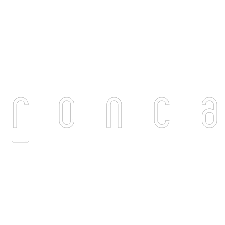 Un logo bianco con la parola ronca su sfondo bianco.