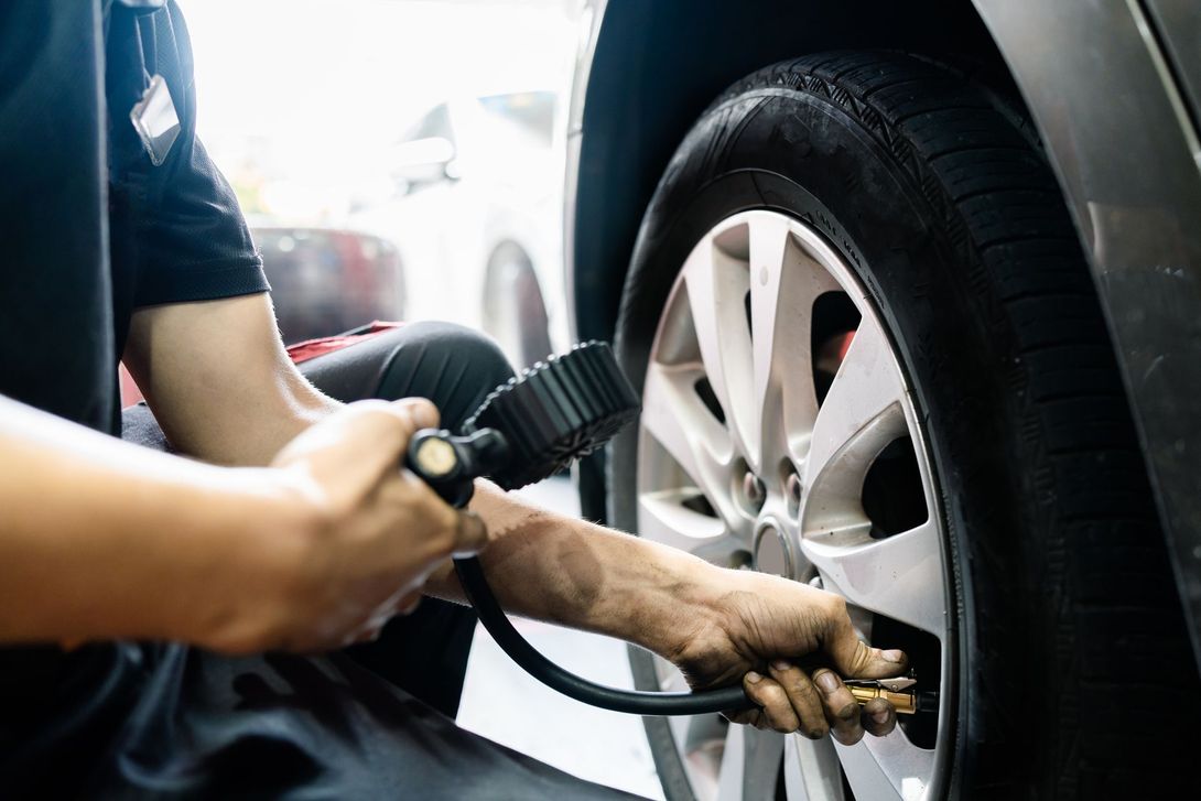 Sostituzione degli pneumatici auto
