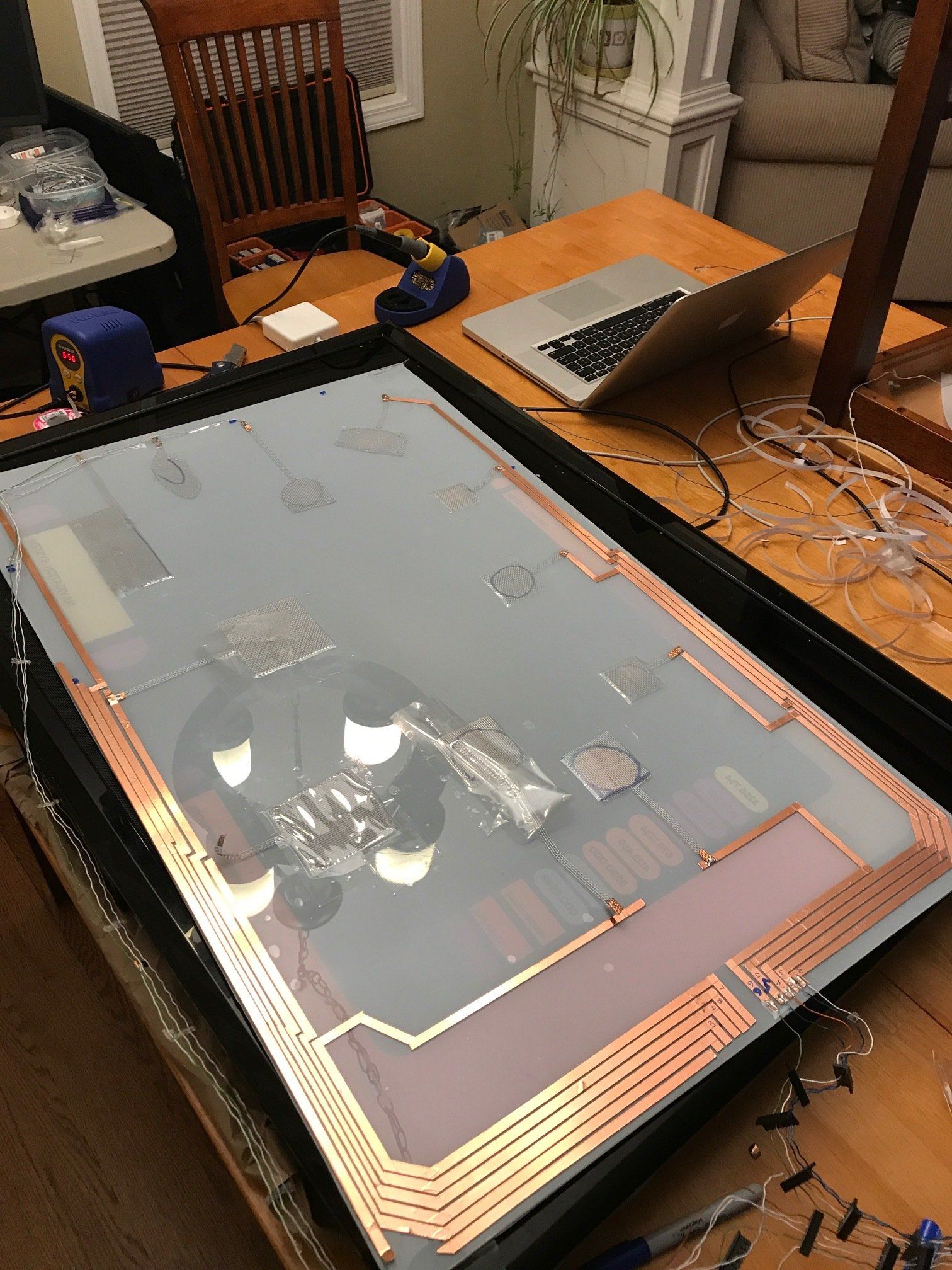 Lightning Screen — Novi, MI — Five Senses Escape Room