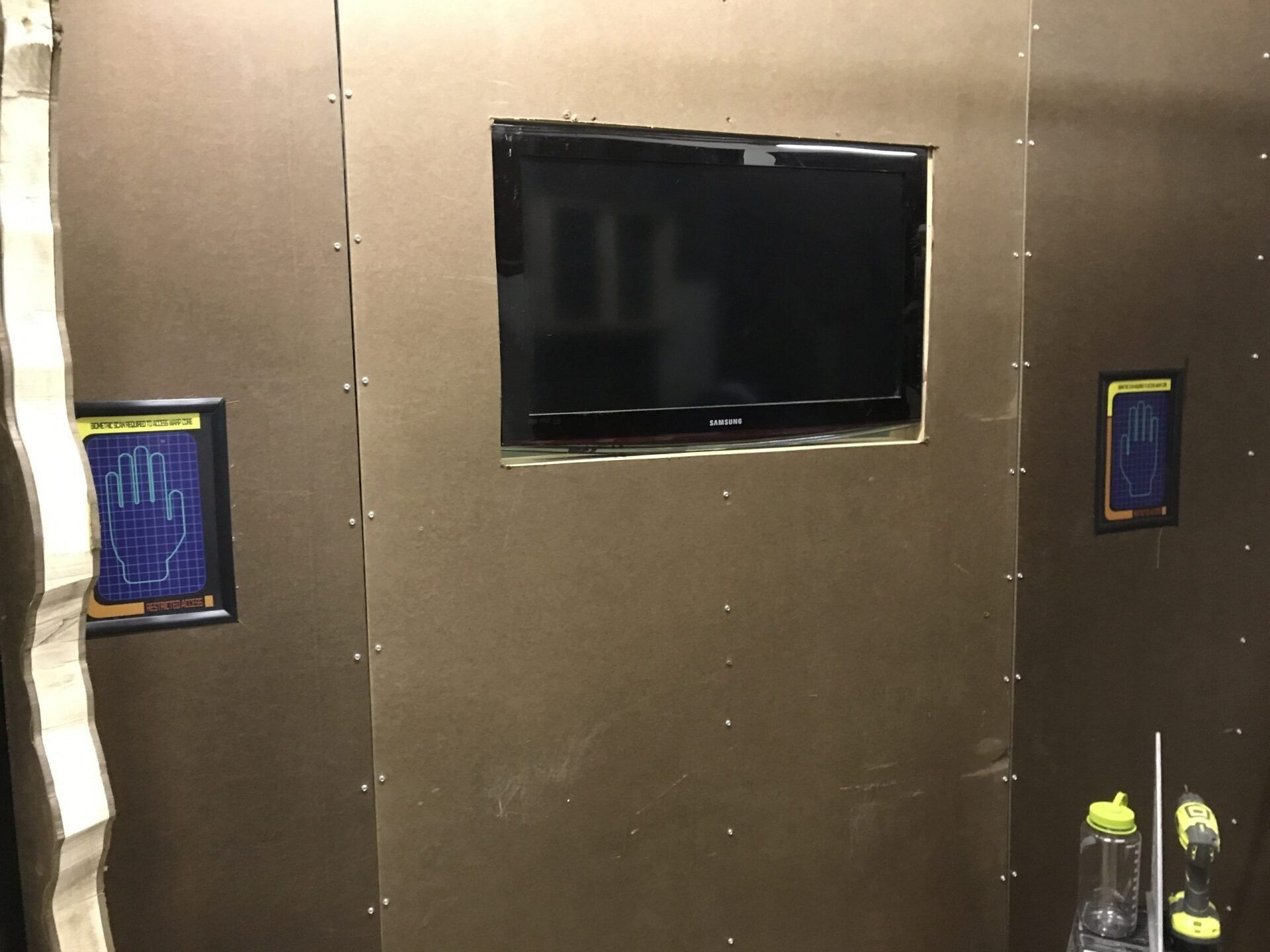 Starship TV Screen — Novi, MI — Five Senses Escape Room