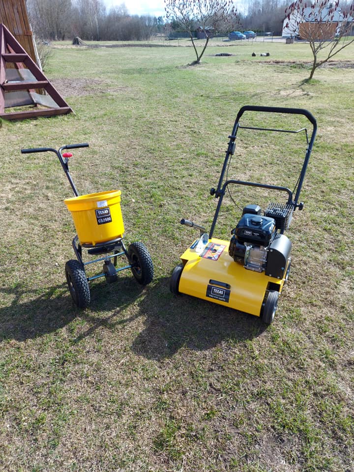 jumtu tīrīšana no sniega, smilts kaisīšana, zāles pļaušana, lapu vākšana