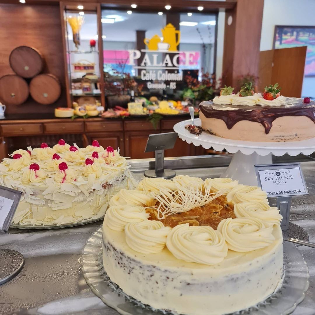 CAFÉ COLONIAL