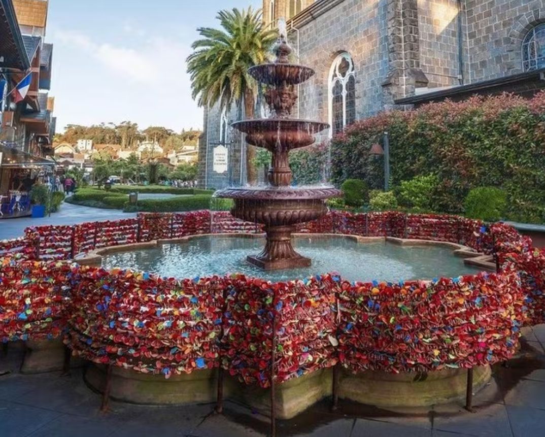 Estrangeiros escolhem Gramado para casar todo ano