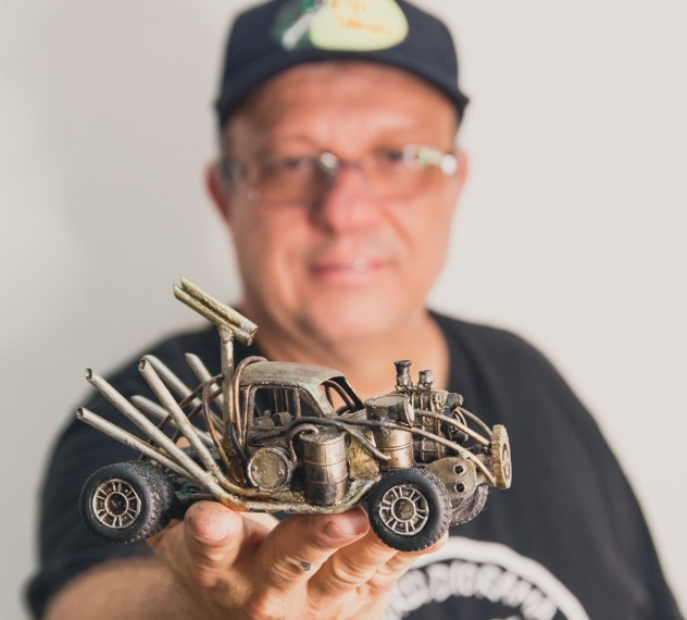 Exposição de arte em miniatura chega ao Centro de Cultura de Gramado