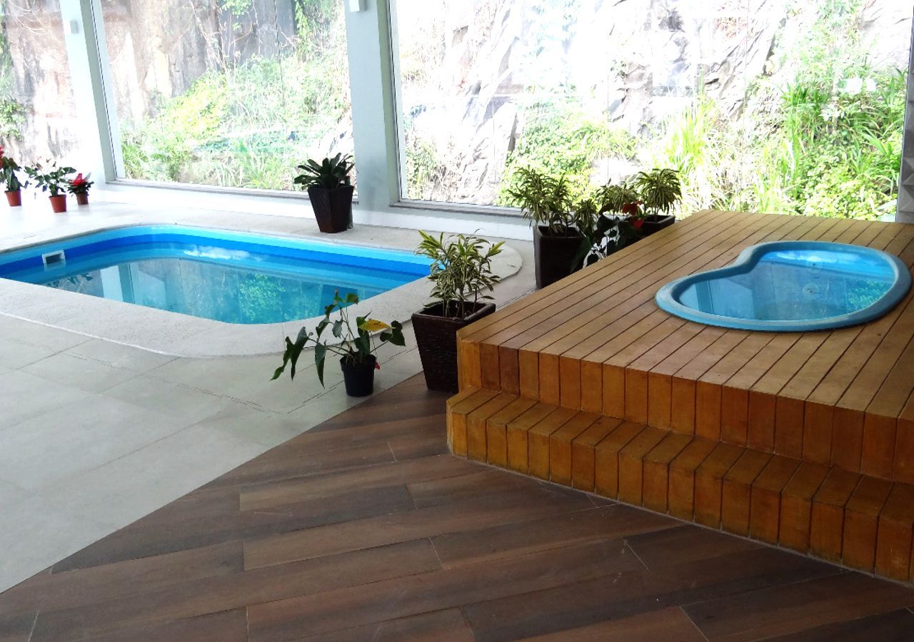 SKY PALACE HOTEL