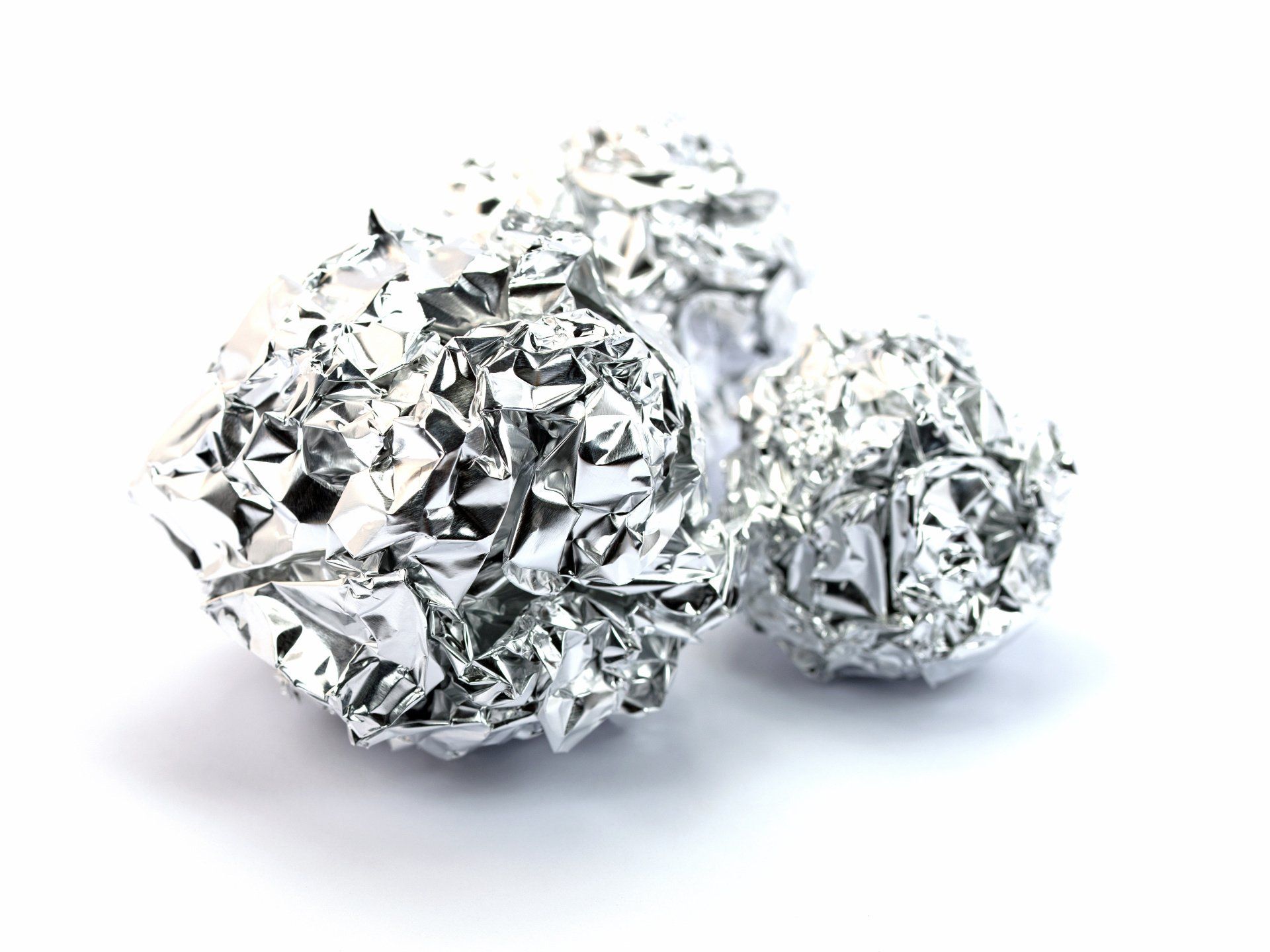 aluminium foil balls