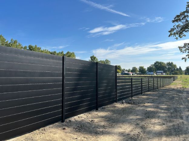 horizontal fencing 3