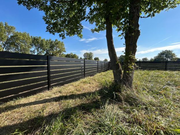 horizontal fencing 2