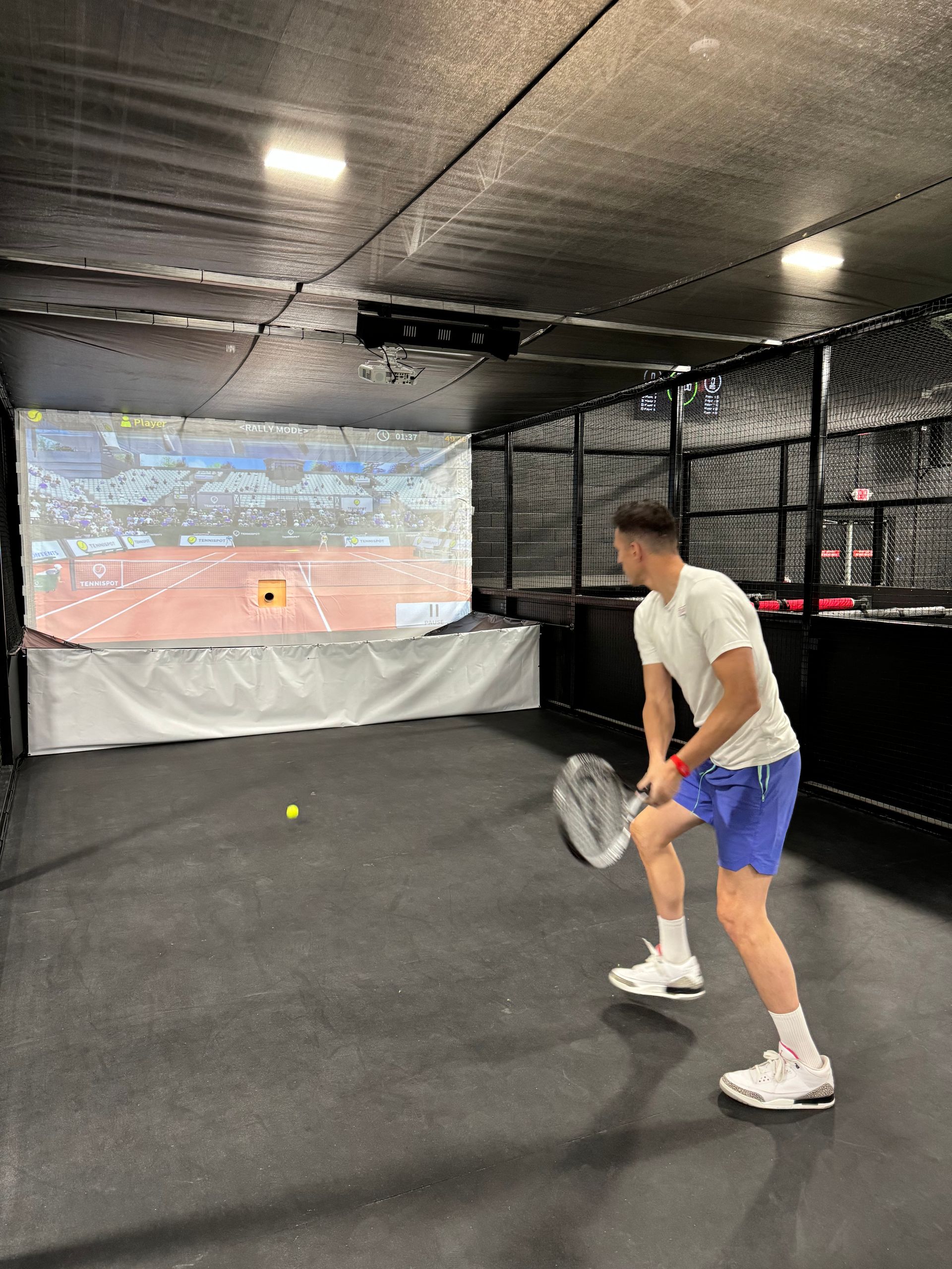 Tennis simulator