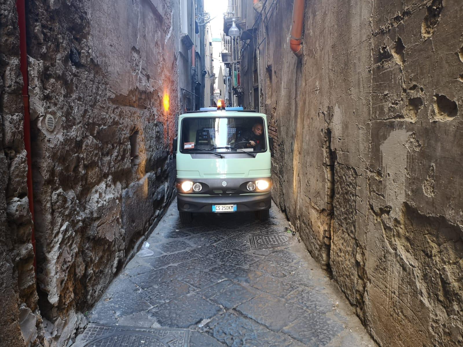 furgone della ditta NEW ECO SERVICE