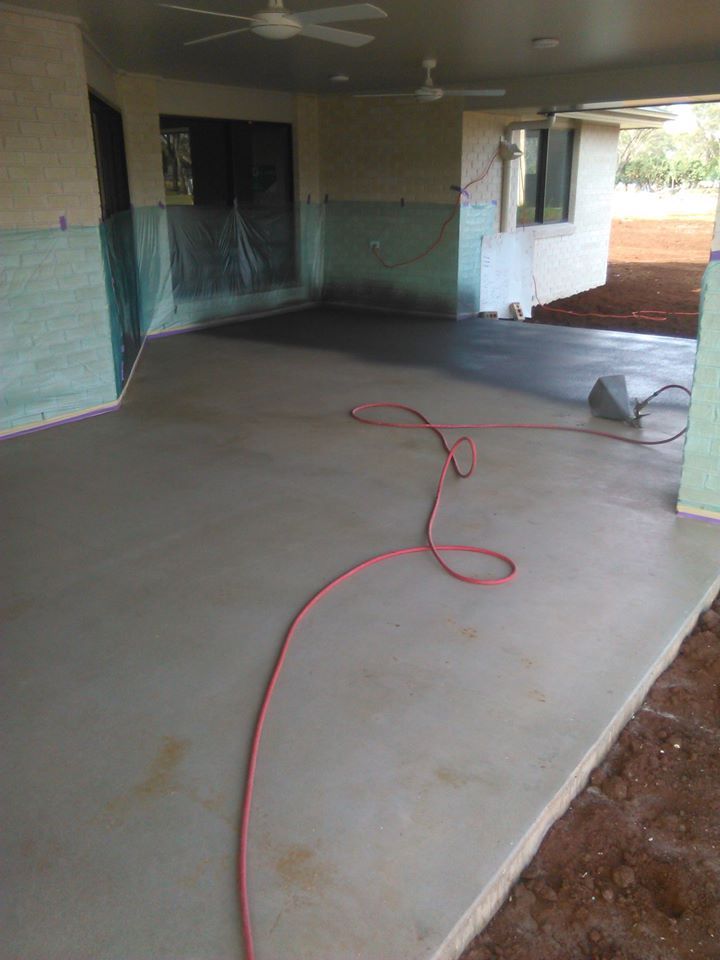 Coloured concrete patio area - decorative concrete Toowoomba, QLD