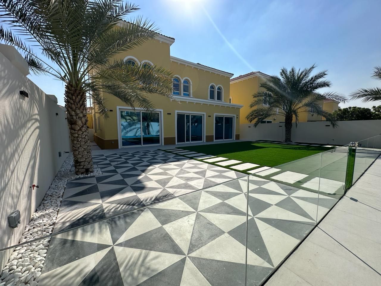 jumeirah-park-villa-extension-after-fitout-dubai.webp