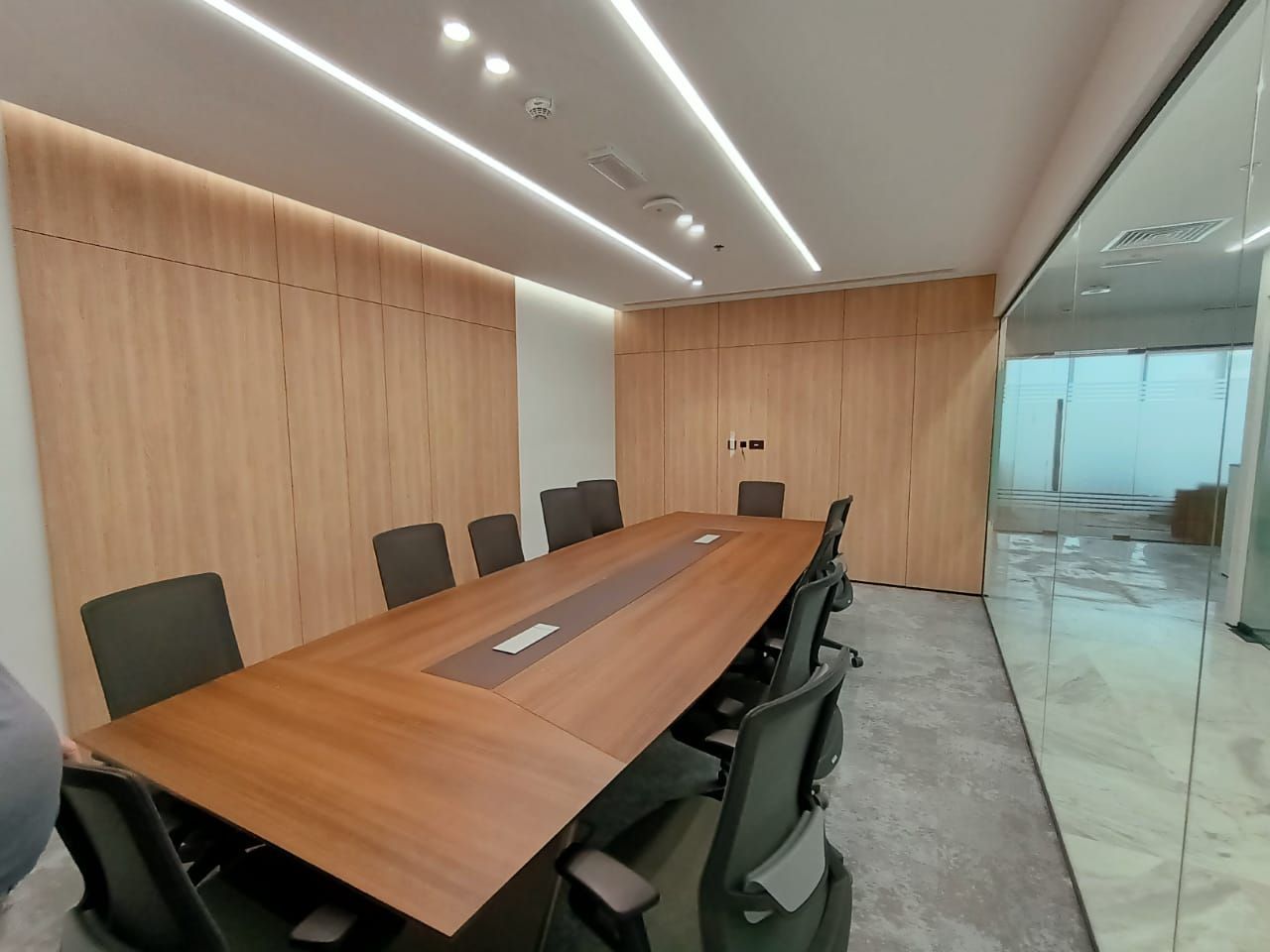Executive Meeting Office Dubai