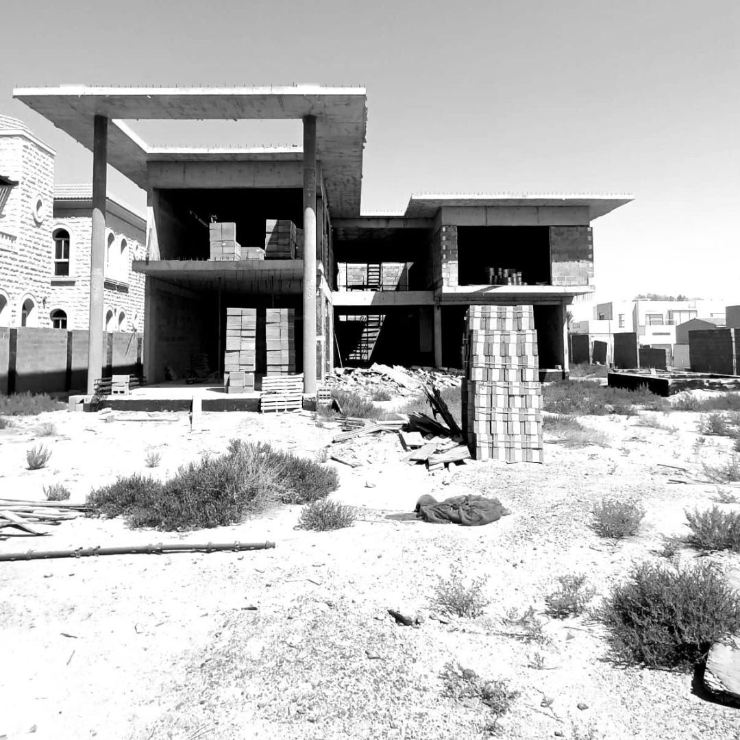 Luxury villa exterior in Dubai with premium finishes, executed by Concept Art Decor for high-end residential living.