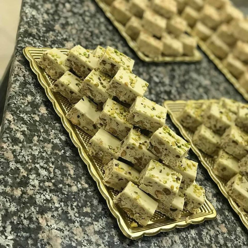 dolcetti farciti alle nocciole