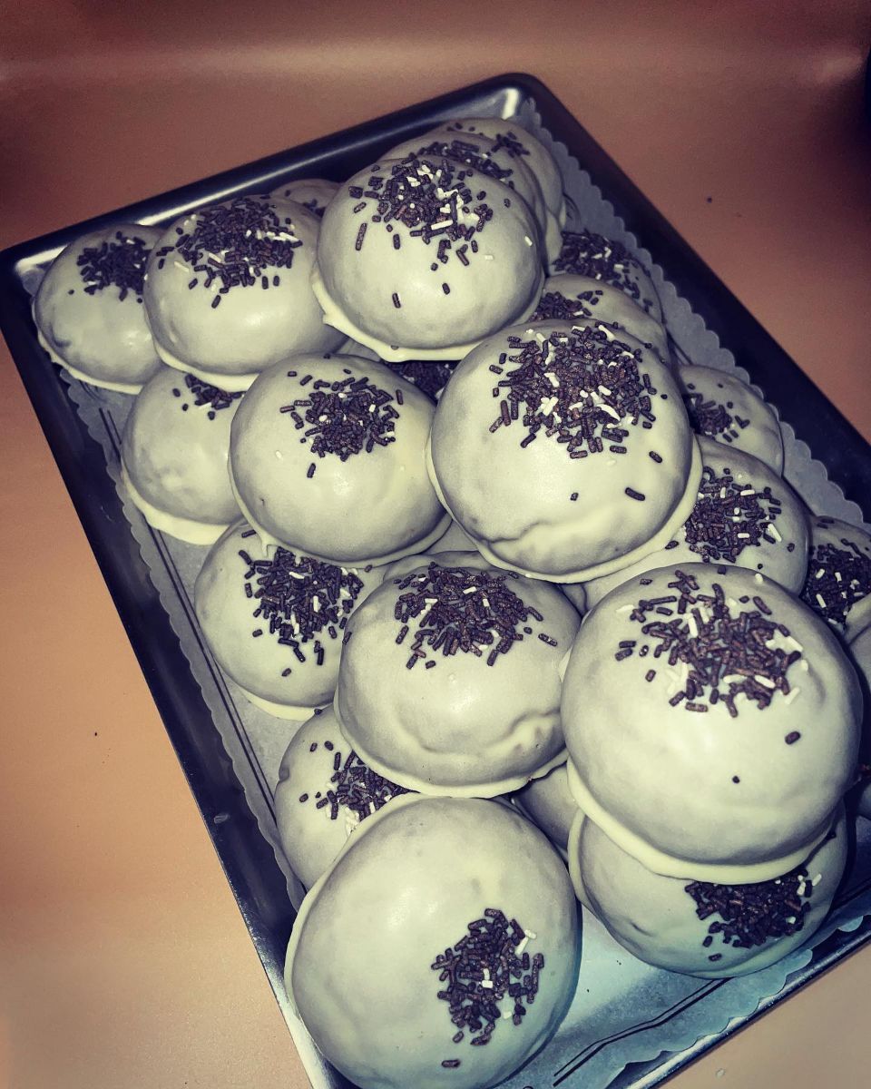 assortimento di meringhe artigianali