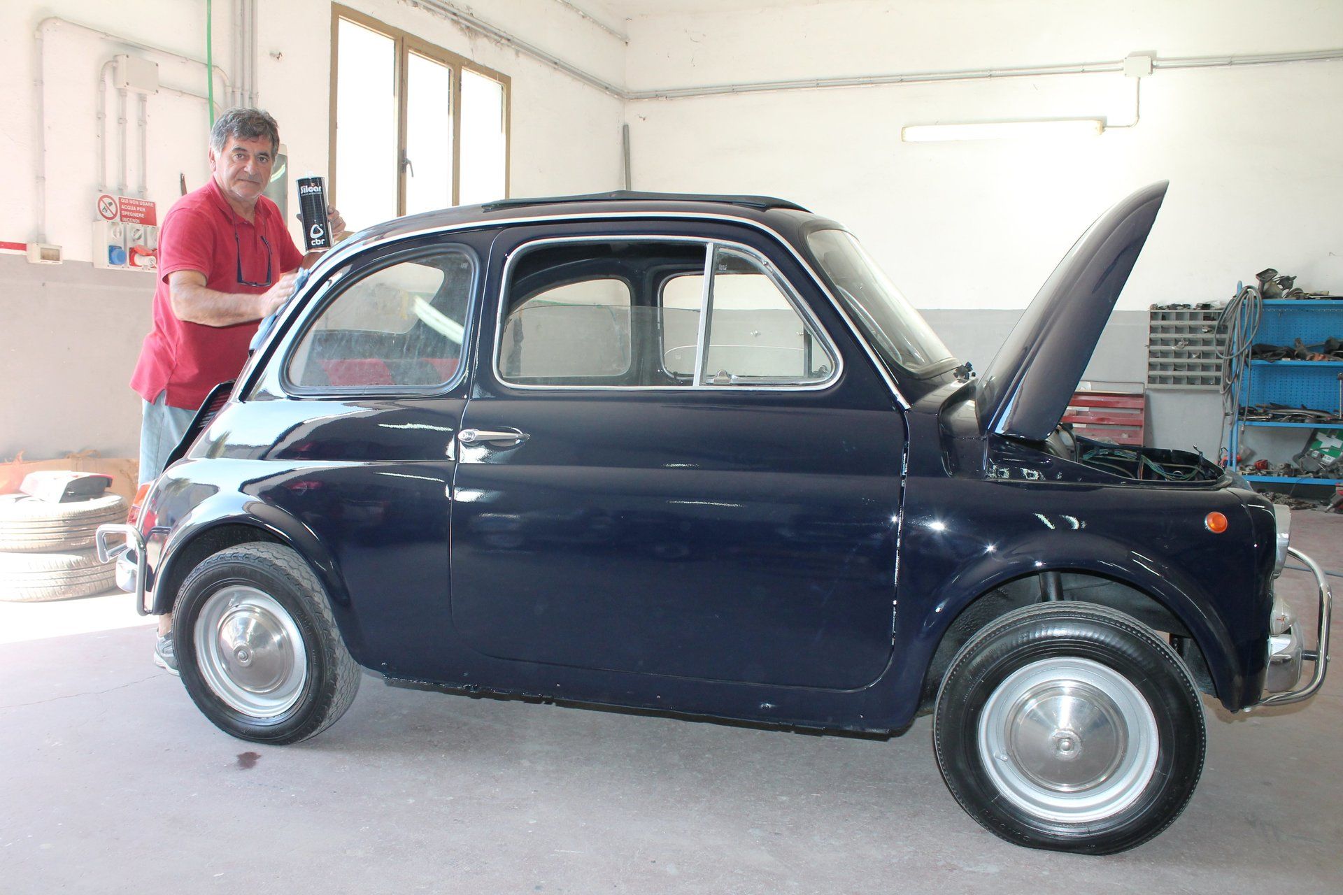 una 500 d'epoca restaurata