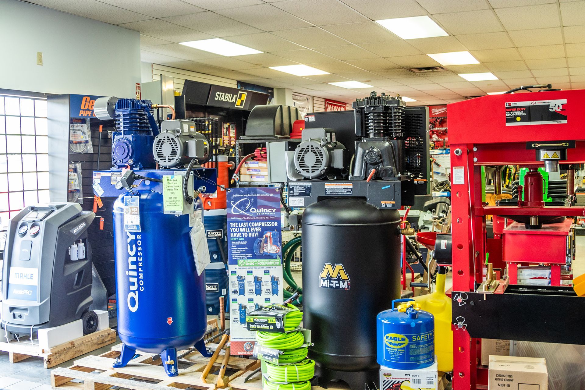 There are many different types of air compressors in this store.