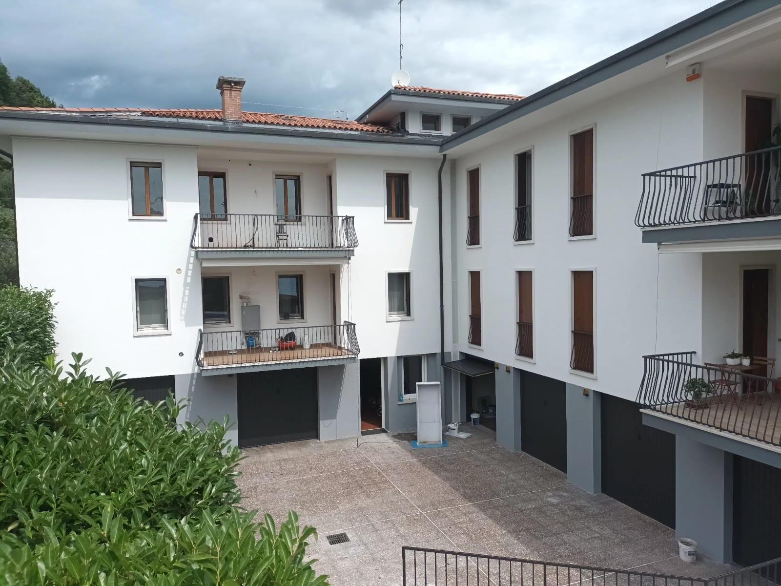 Cappotto in grafite e intonachino