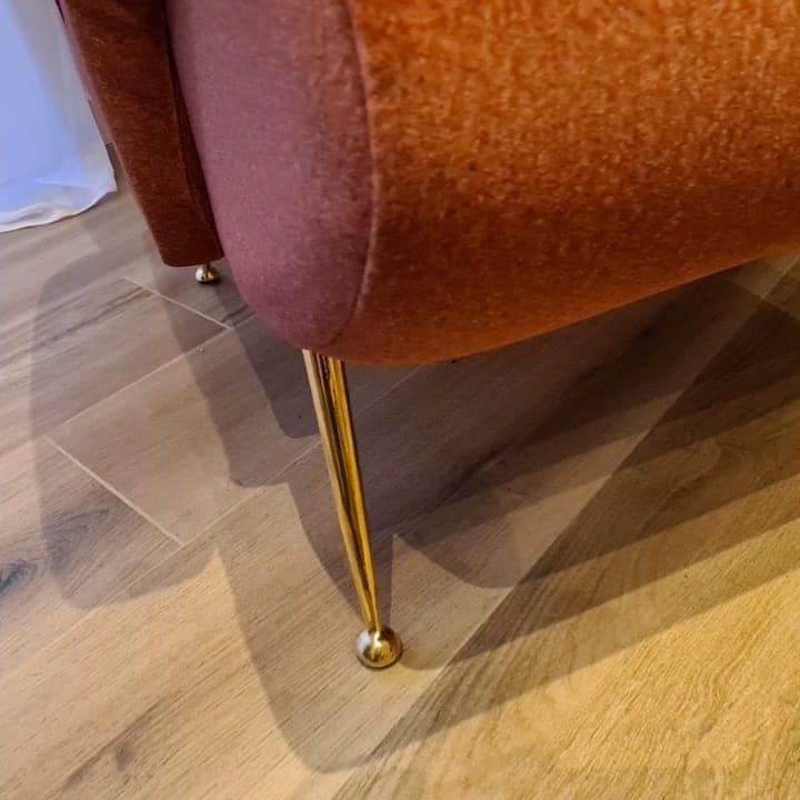 produzione piedini per poltrone