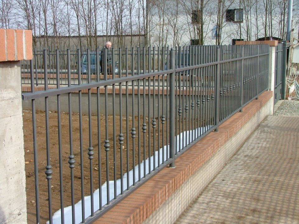 Recinzione modello inglese con tappi