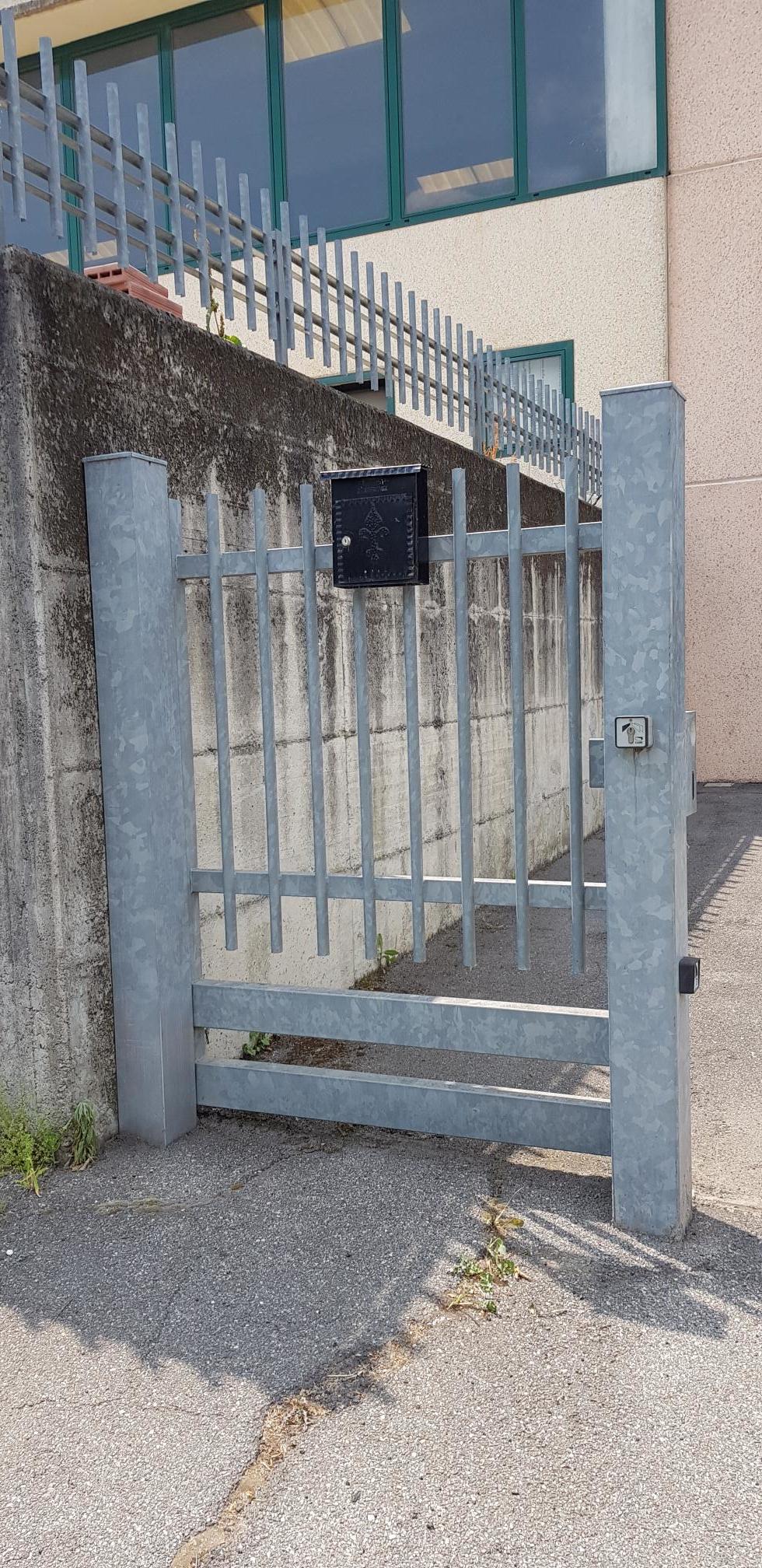 Cancello modello village