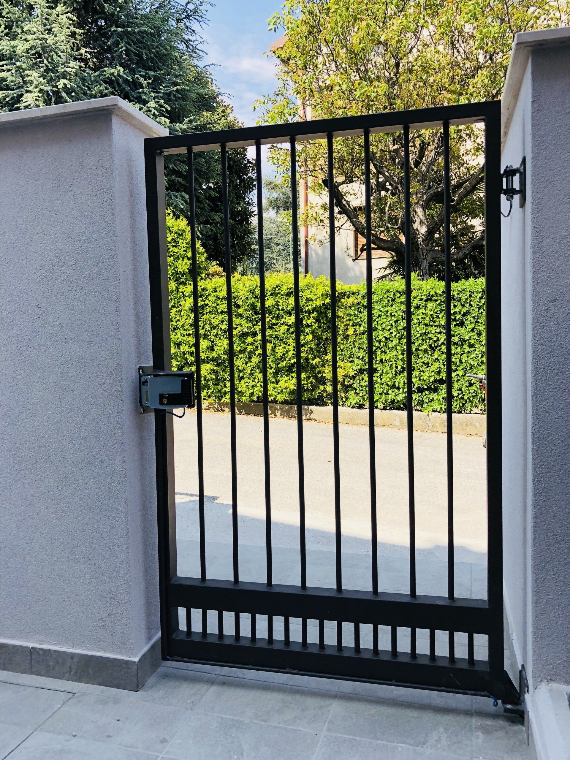 Cancello modello svedese per villetta