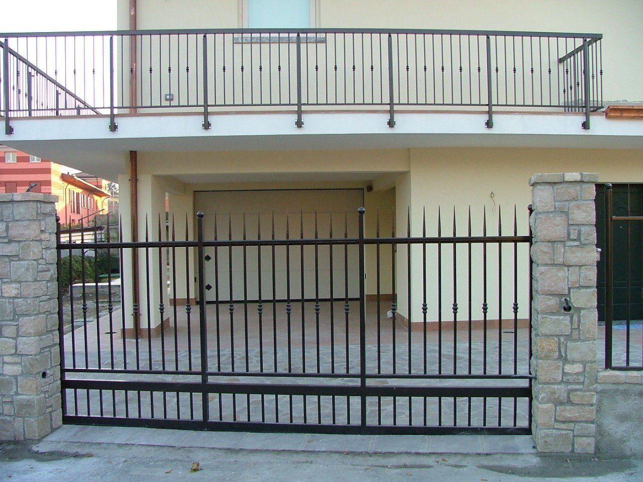 Cancello modello inglese a punte