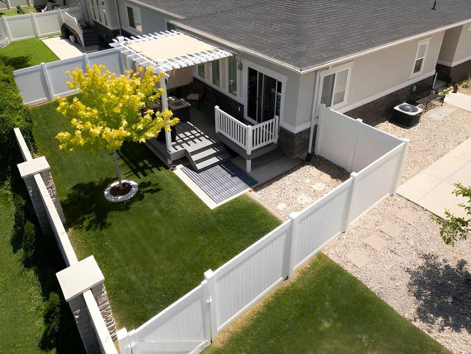 Aerial view of backyard vinyl privacy fence