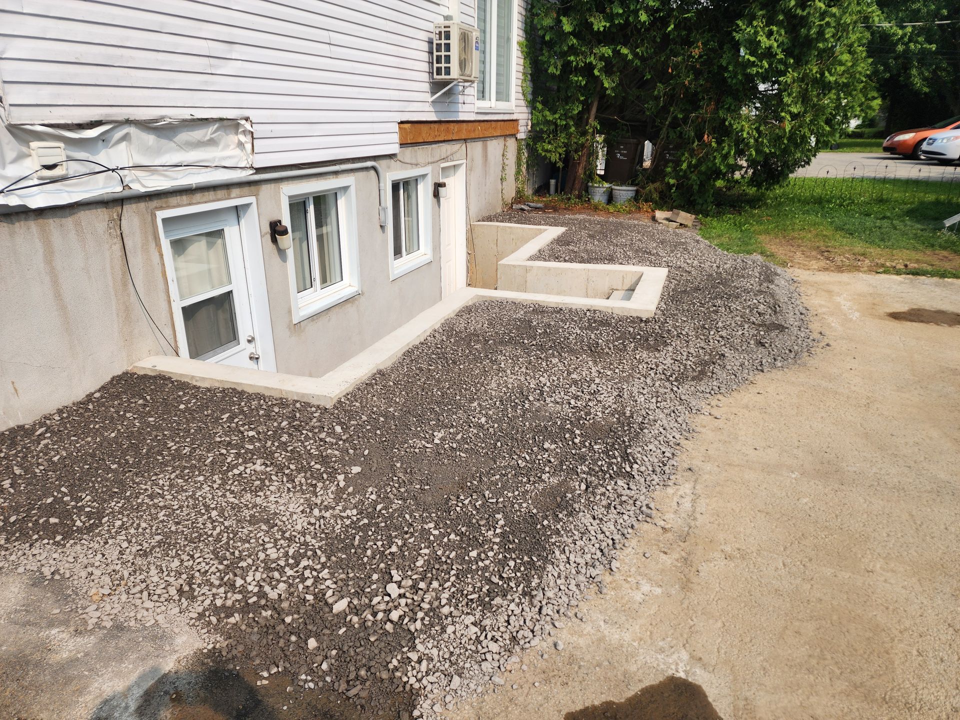Une maison avec un vide sanitaire en dessous