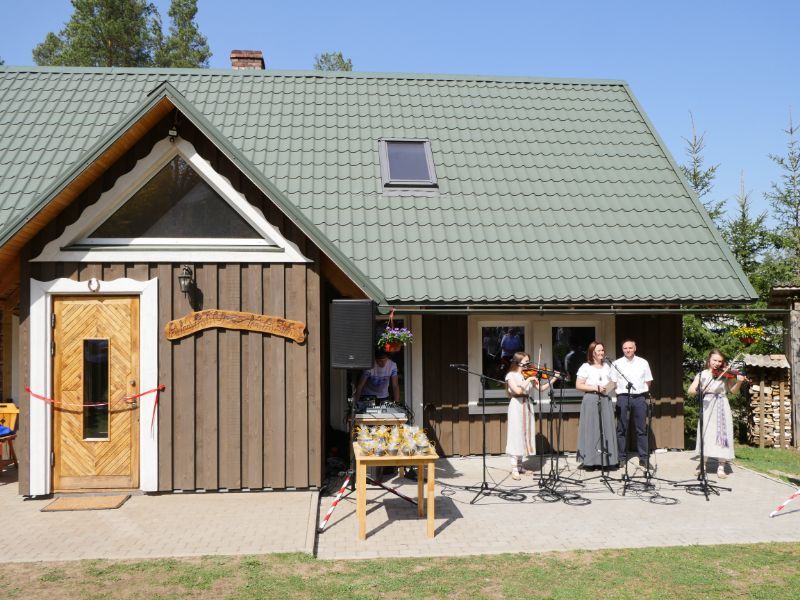 Amatu māja Sauleskalnā 3