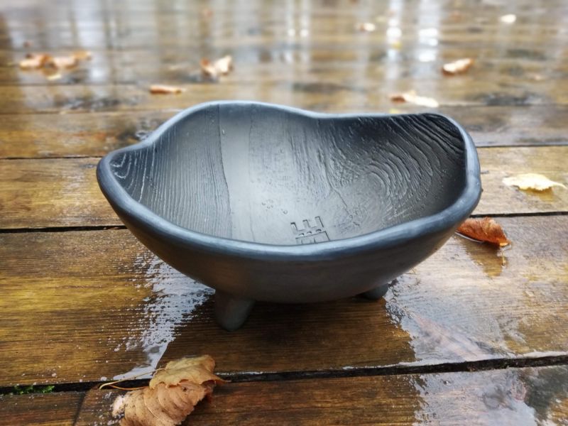 Pottery dishes - Sauleskalns 4