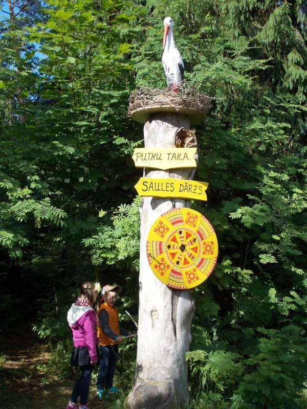 Putnu takā - Sauleskalns, atpūtas komplekss 08