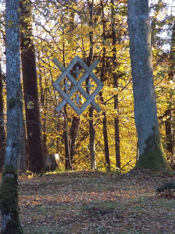 Sun trail in Sauleskalns 06