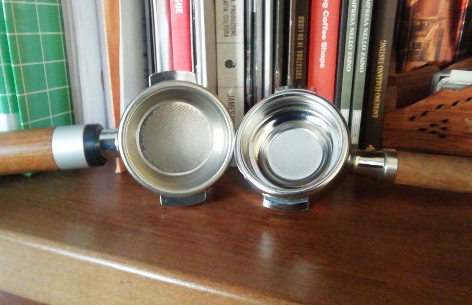 due portafiltro per macchina da caffè