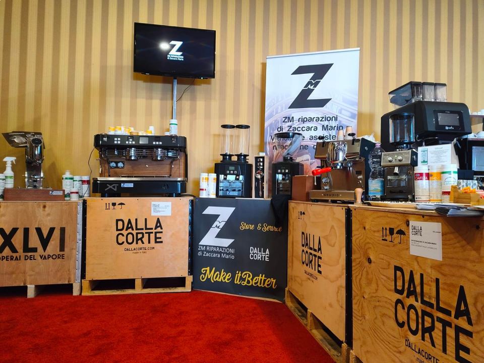 macchine da caffè e accessori di varie marche