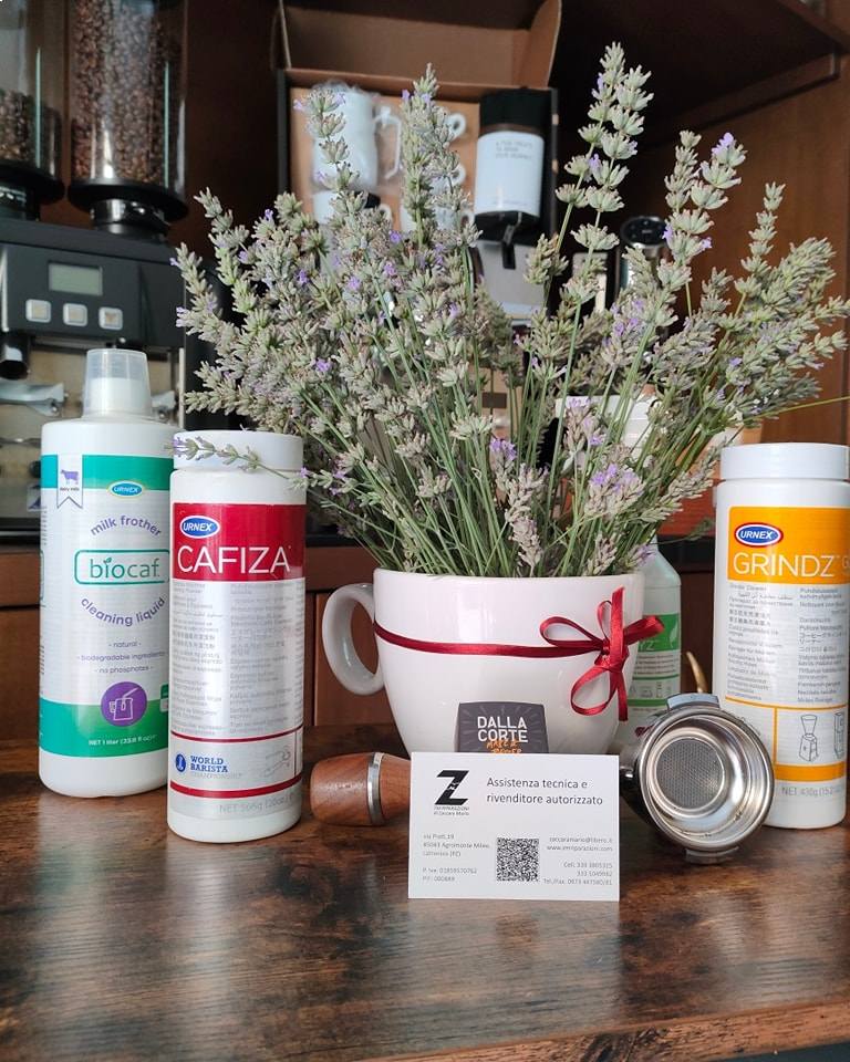 gamma di prodotti per pulizia di macchine da caffè