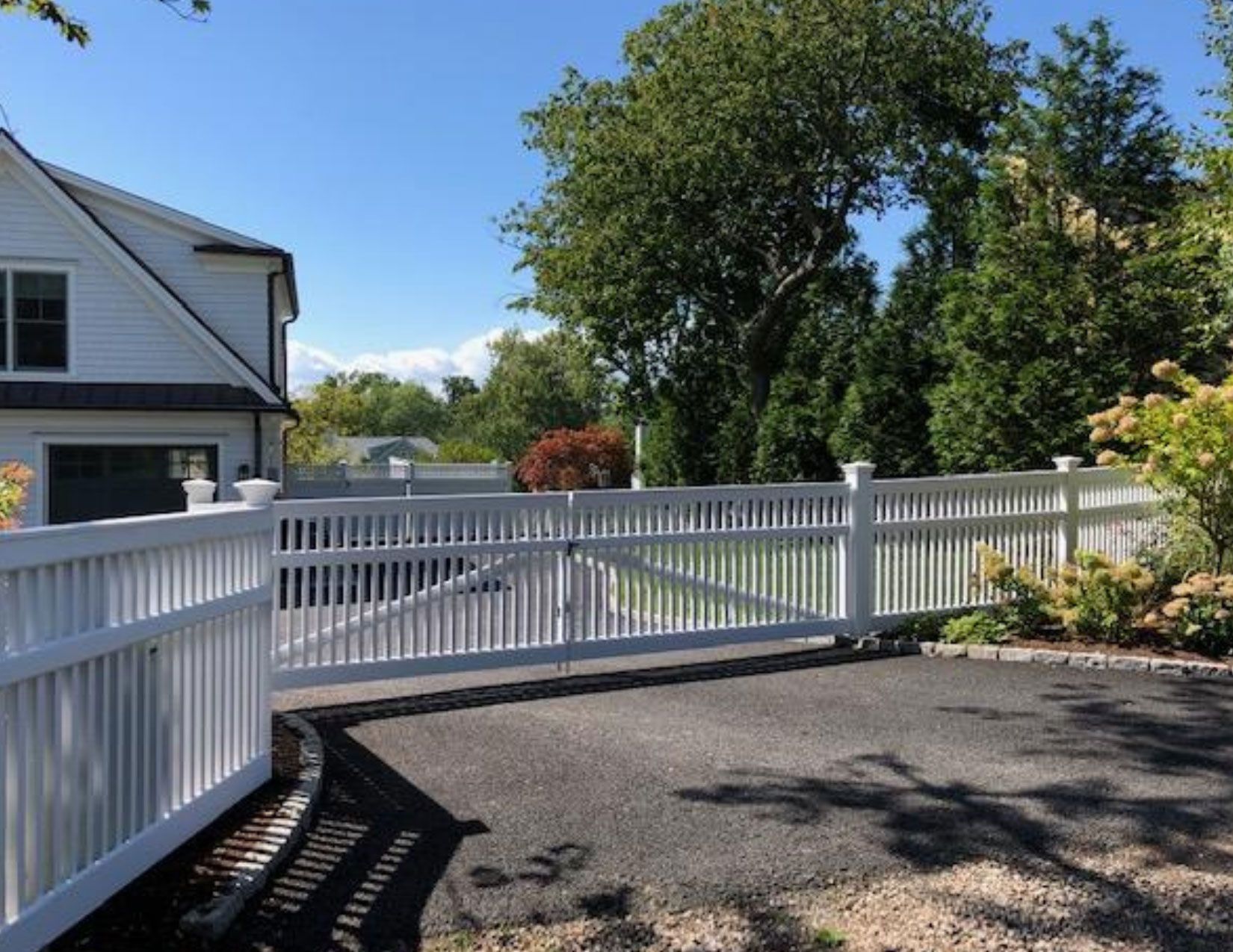 Cape Cod Fences - Capped 2