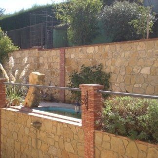 muri esterni in pietra ristrutturati