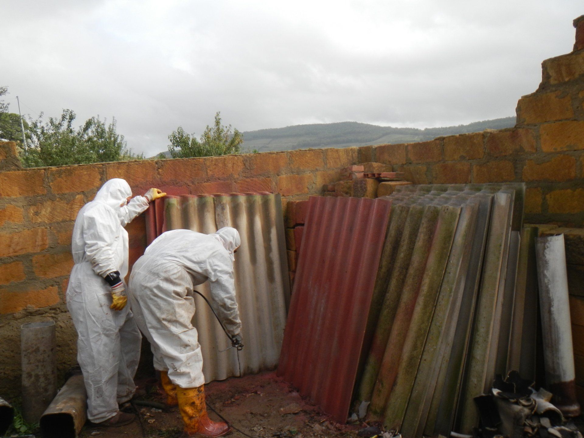 operatori effettuano incapsulamento