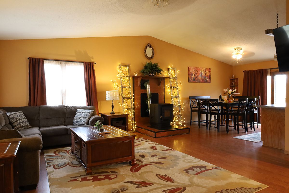 spacious living and dining areas