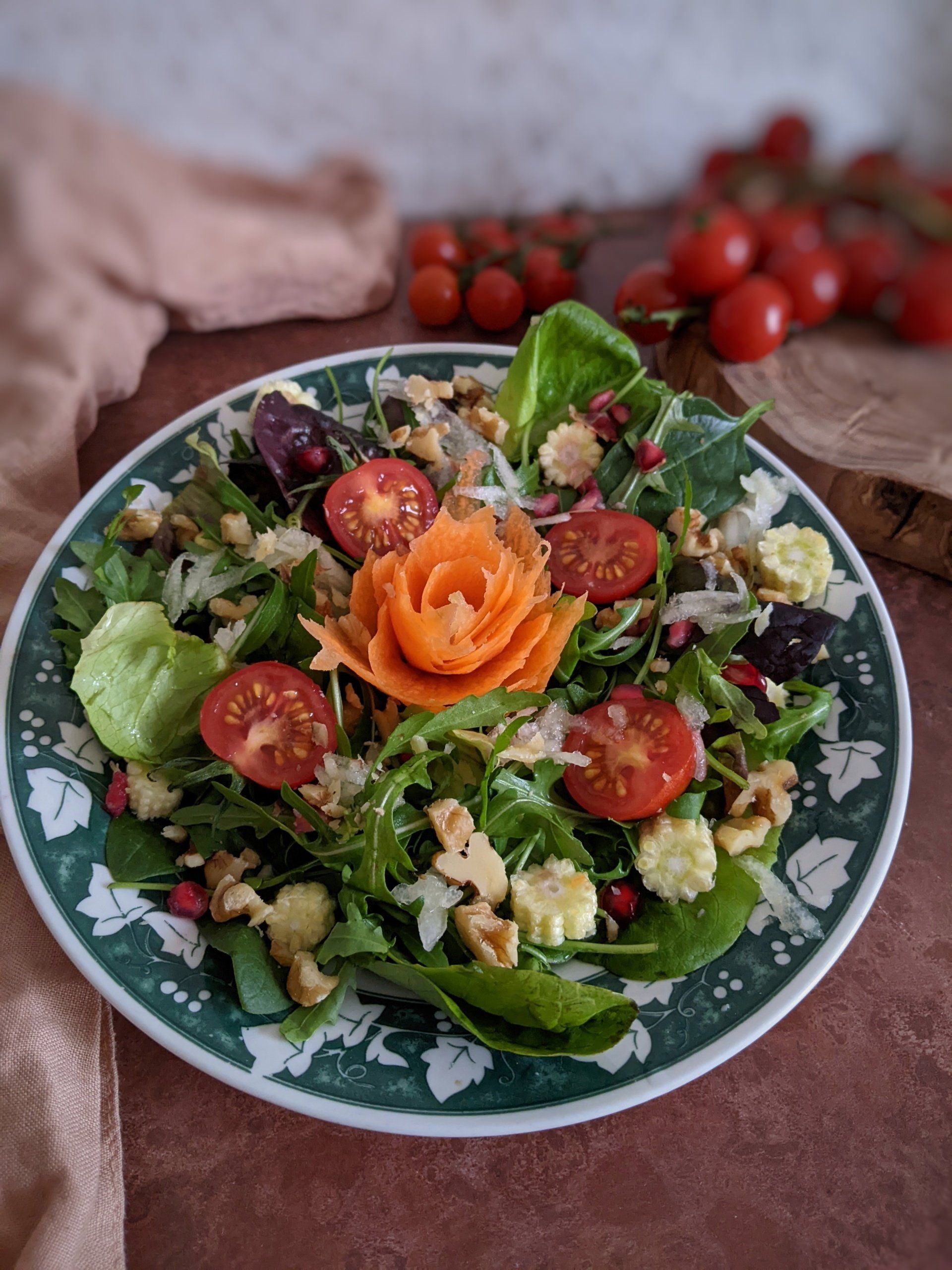Raw Veggie Salad Bowl (vegan, glutenfree, low fat)