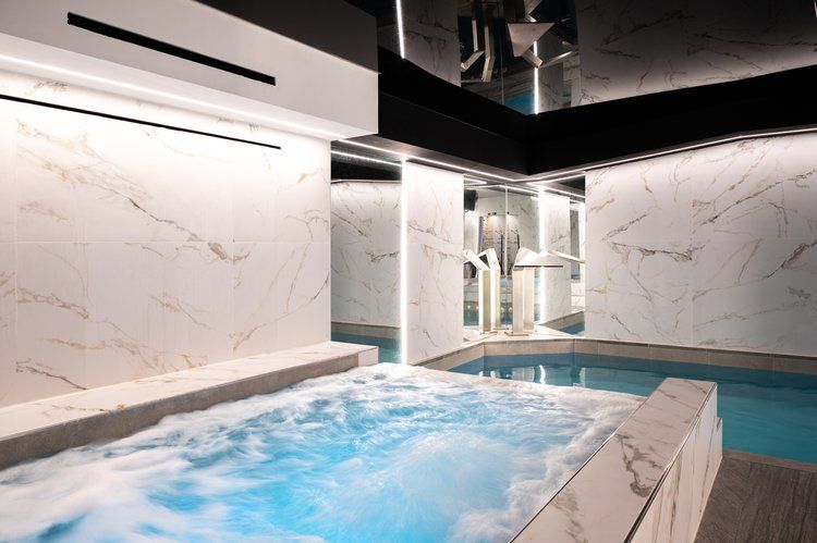 Jacuzzi del Spa del Hotel Albana Real