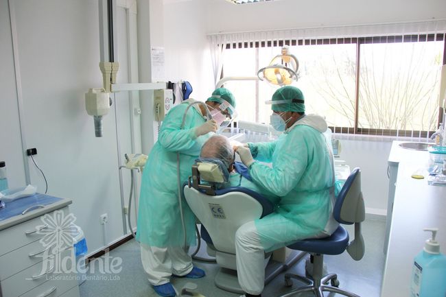 Dentista, tratamento dentário, dentista leiria, fildente