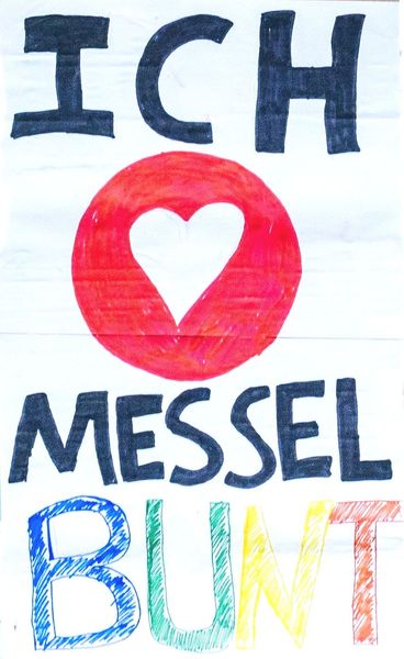 Eine Plakat der Messler Demo ich mag messel bunt