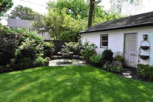 Pretty Garden — Northbrook, IL — Shelly’s Landscape 