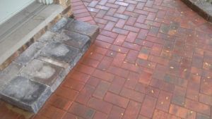 Red Brick — Northbrook, IL — Shelly’s Landscape 