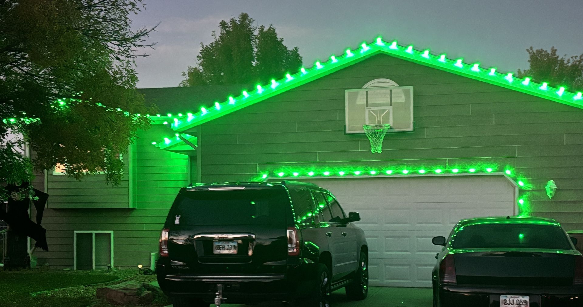 entry door install Christmas Light Installation