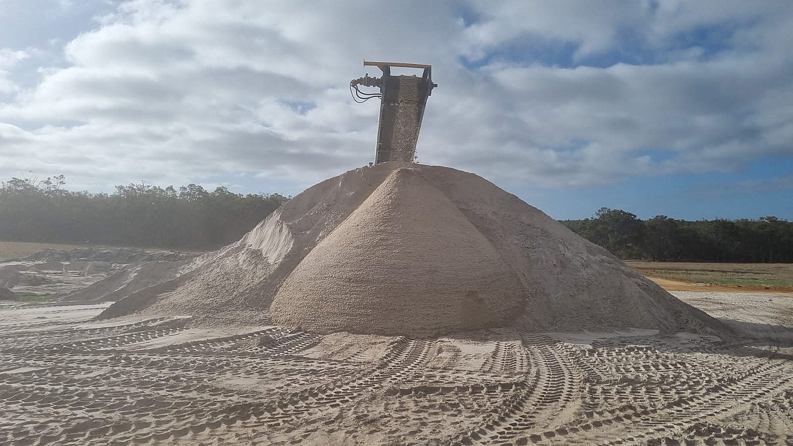 Crushing and screening services